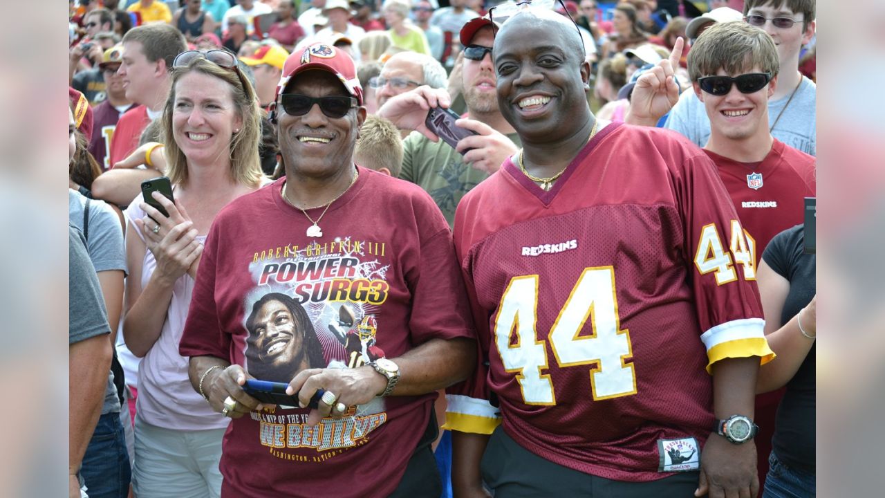 PHOTOS  Commanders fans pack the stands at training camp