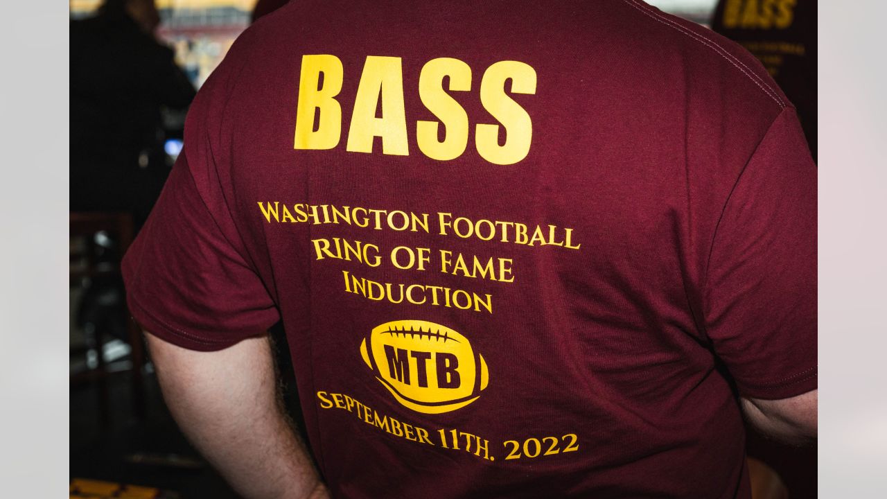 Washington Commanders to induct Mike Bass into Ring of Fame during 2022  season opener