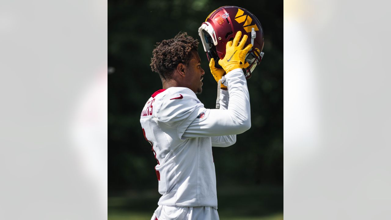 Jahan Dotson Signed Washington Red Football Jersey (Beckett) — RSA