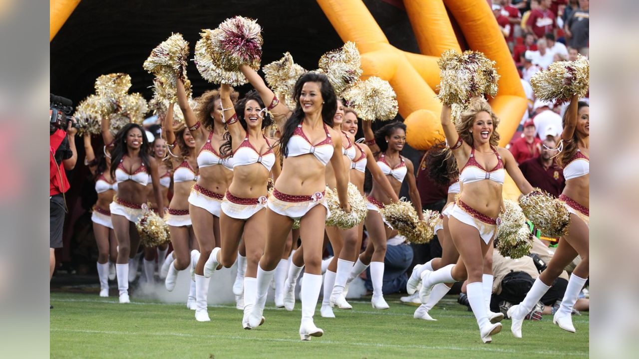 This Former Redskins Cheerleader Performed an Entire Cheer Routine at Her  Wedding - Washingtonian