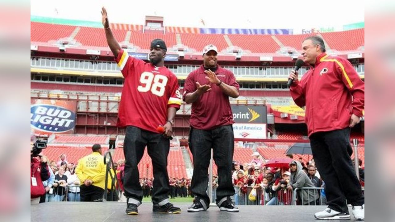 A Redskins-Themed Engagement Shoot at FedEx Field - Washingtonian