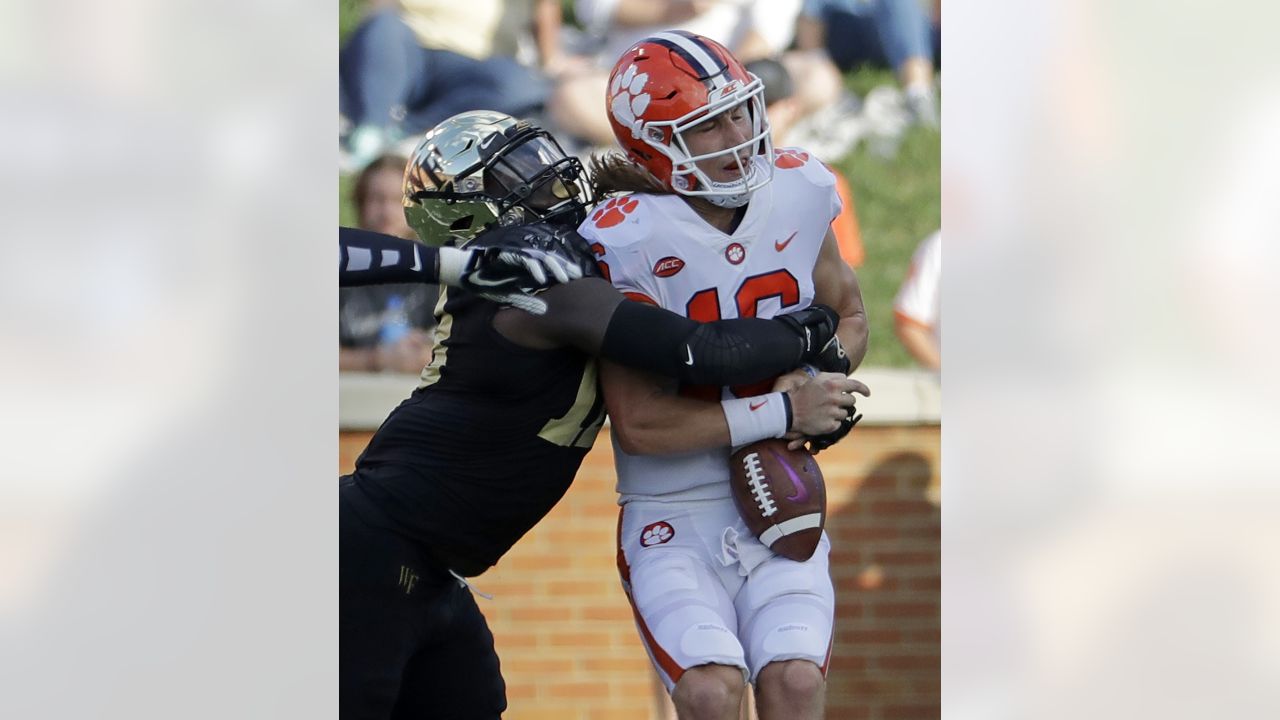 New Orleans Saints linebacker Pete Werner (20) reacts after a defensive  stop in the first half of an NFL football game against the Kansas City  Chiefs in New Orleans, Sunday, Aug. 13