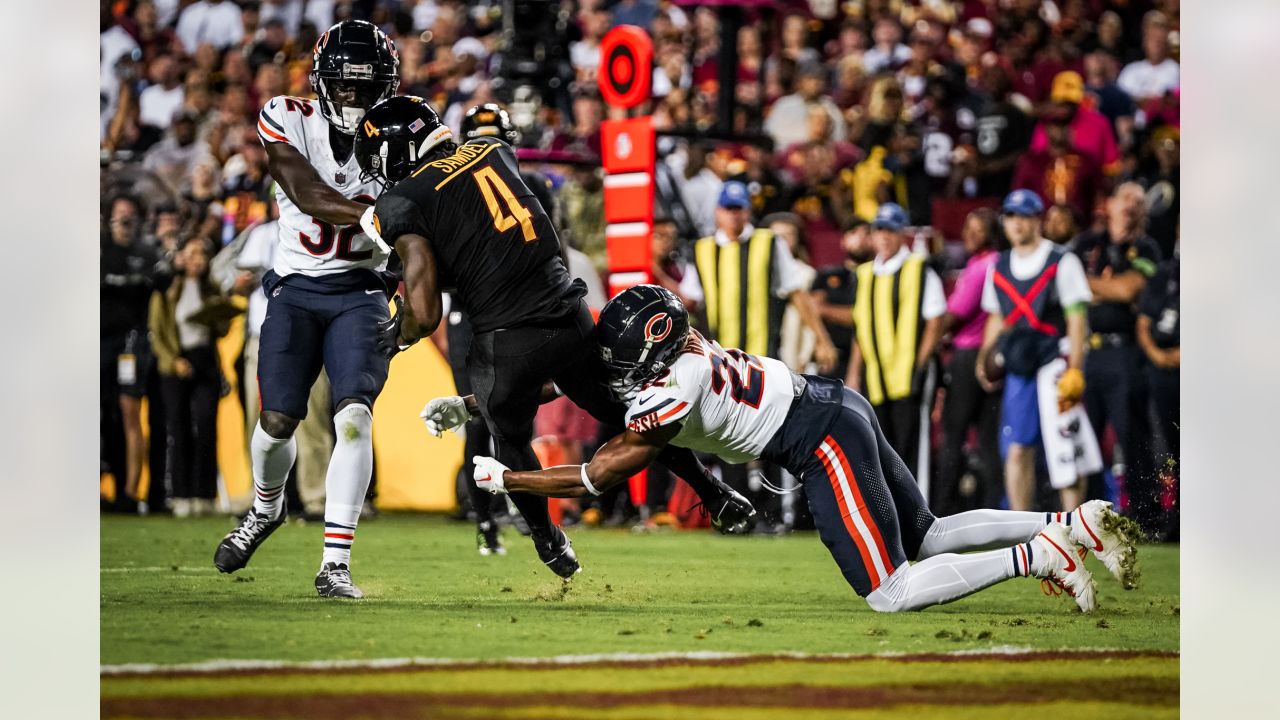 Muffed punt, Robinson TD lift Commanders over Bears 12-7 - WTOP News