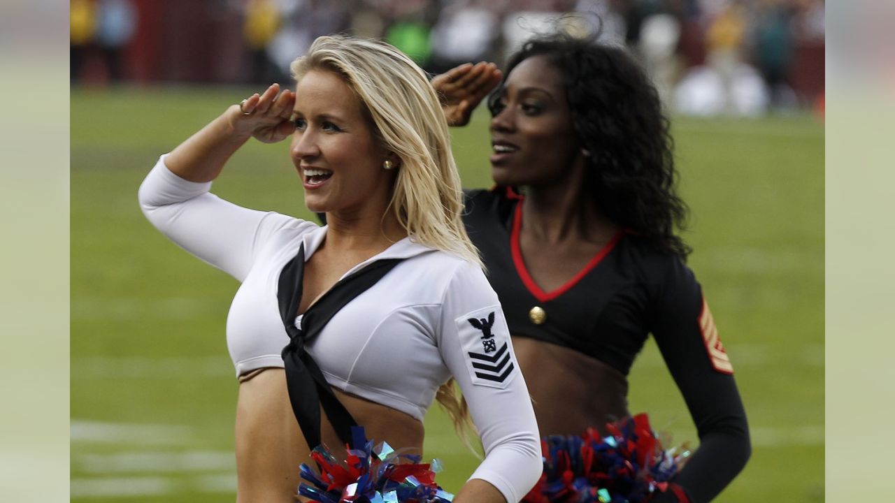 To nba cheerleaders date allowed players? are Readers ask: