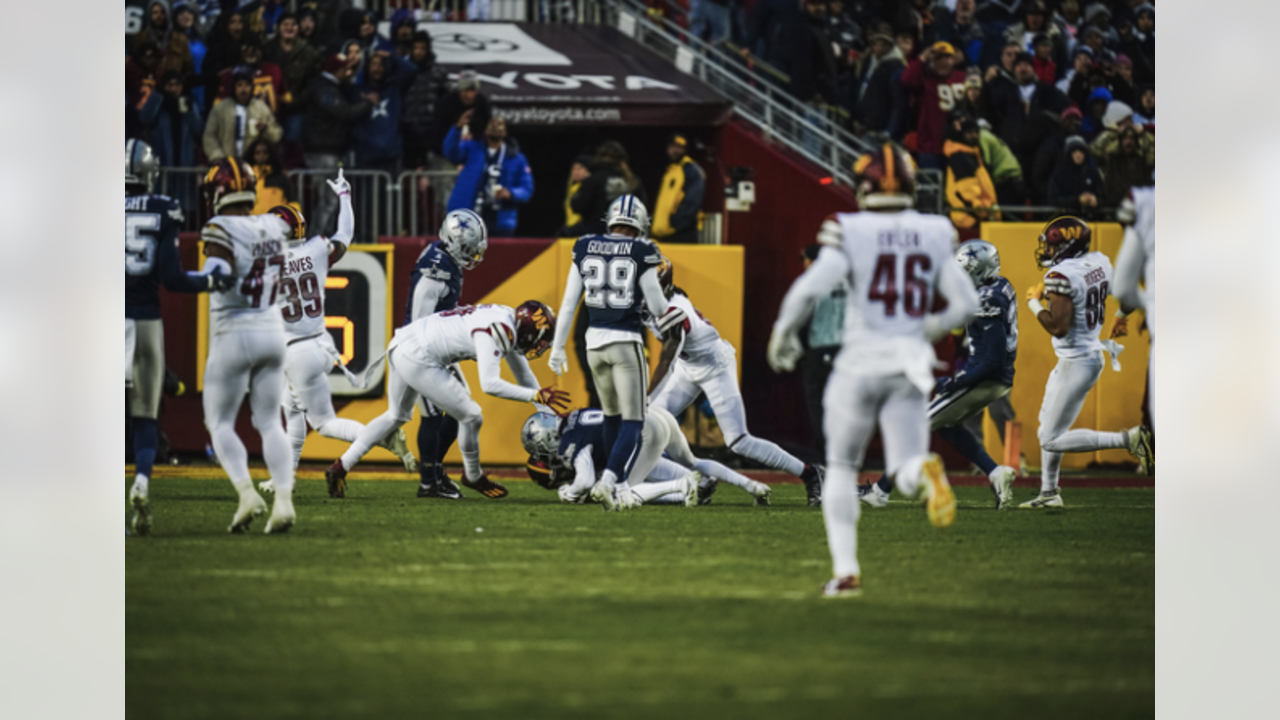 Photo: Dallas Cowboys vs. Washington Commanders in Arlington, Texas -  ARL2022100205 