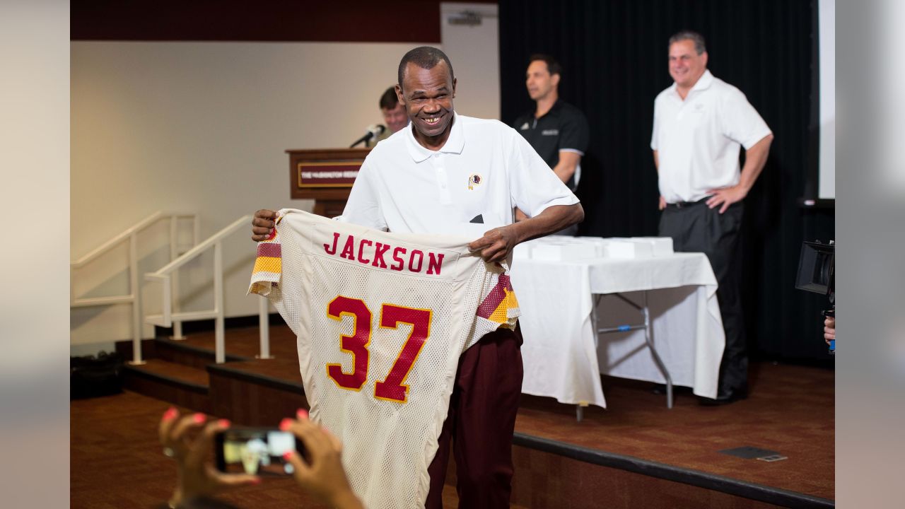 Redskins finally give 1987 replacement players their own Super Bowl rings  in ceremony 