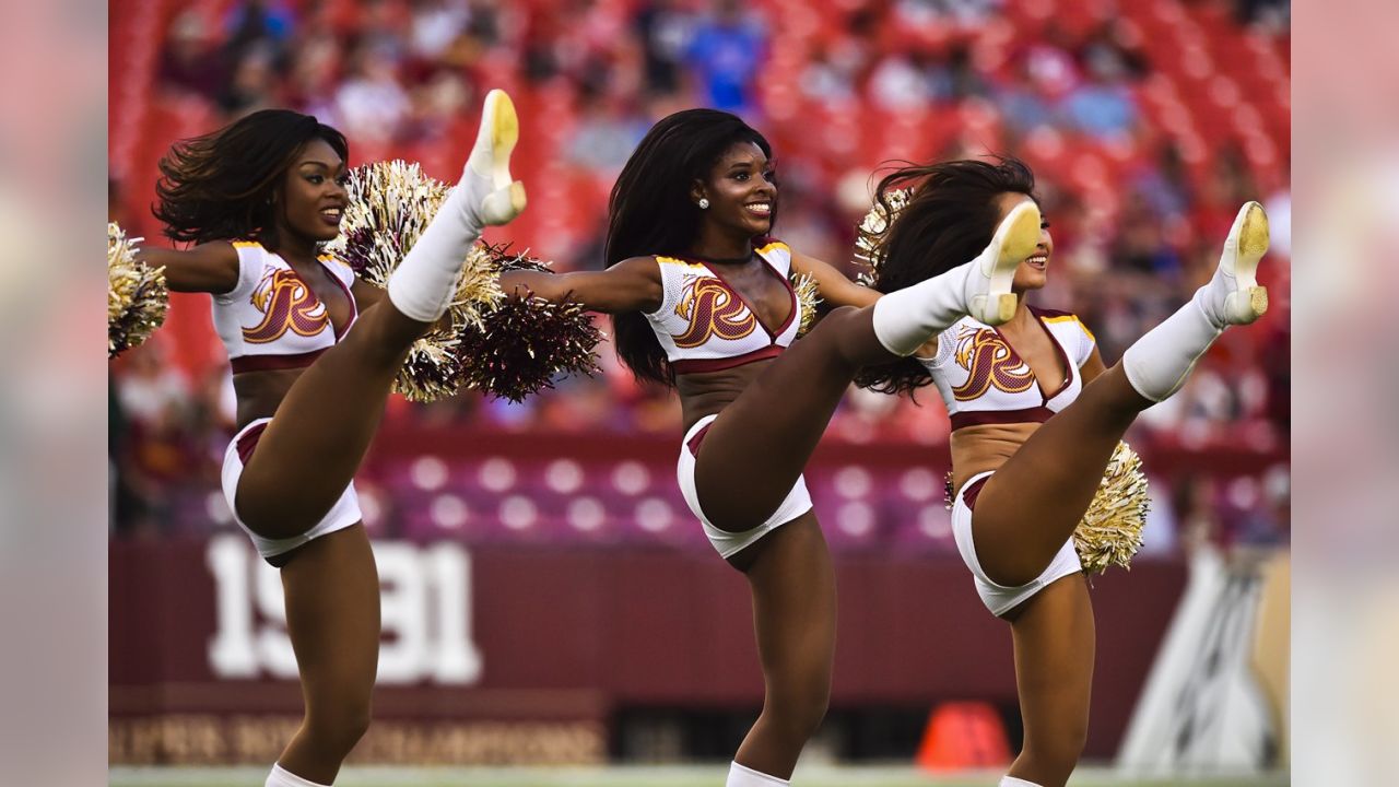 Washington Redskins cheerleader : r/cheerleaders