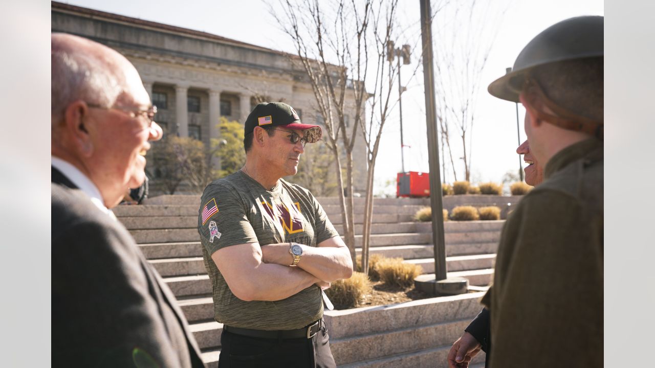 Commanders Head Coach Ron Rivera honored at WWI Memorial for