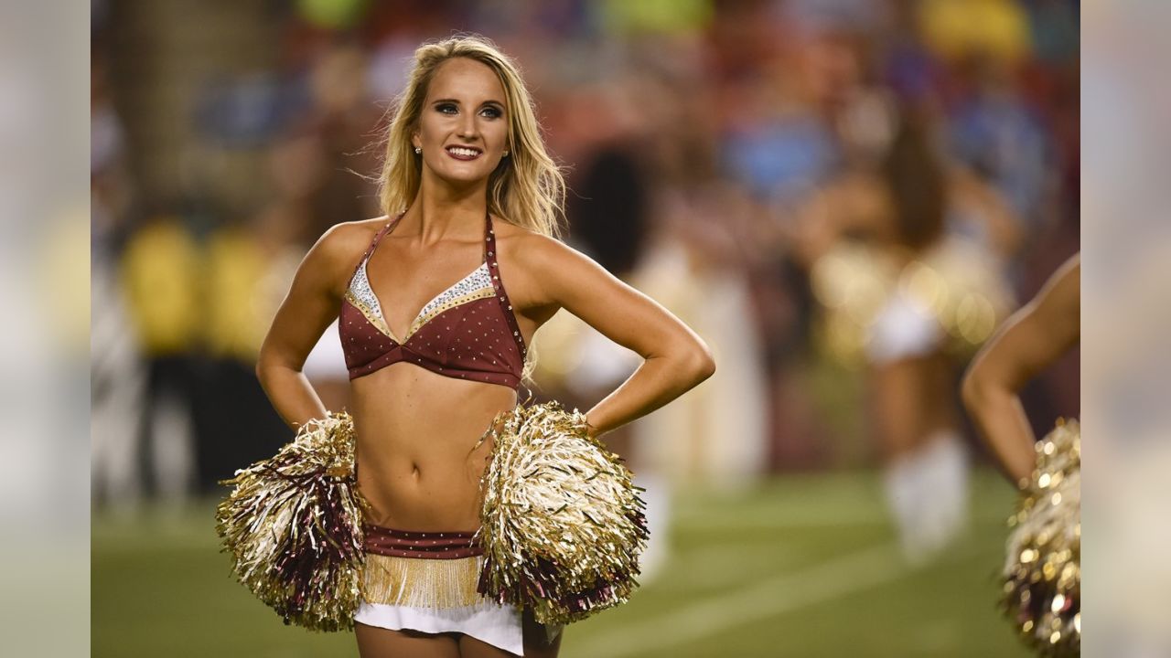 Redskins Cheerleader Jade's Swimsuit Photos