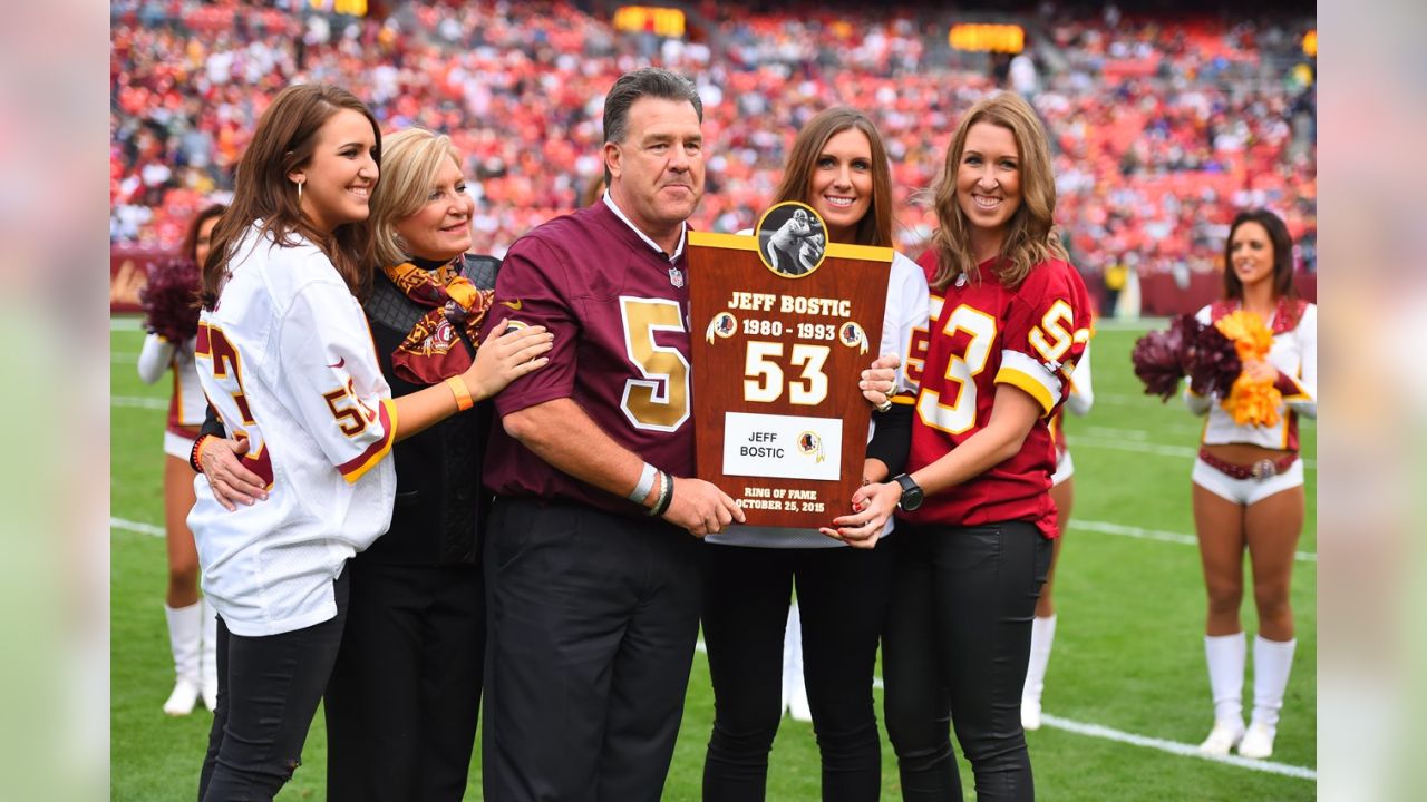 Jeff Bostic Inducted Into Redskins Ring Of Fame At Halftime