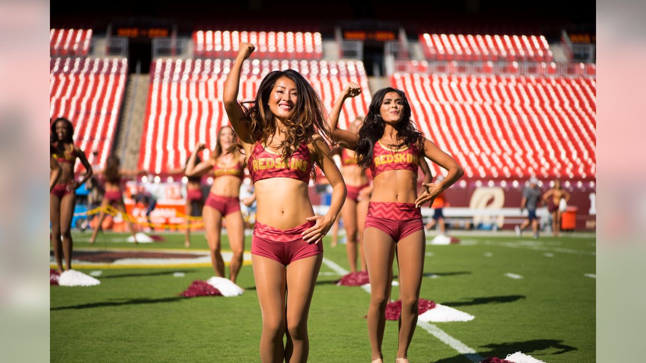 NFL Pre-Season Week #3 – The Washington Redskins Cheerleaders – Ultimate  Cheerleaders