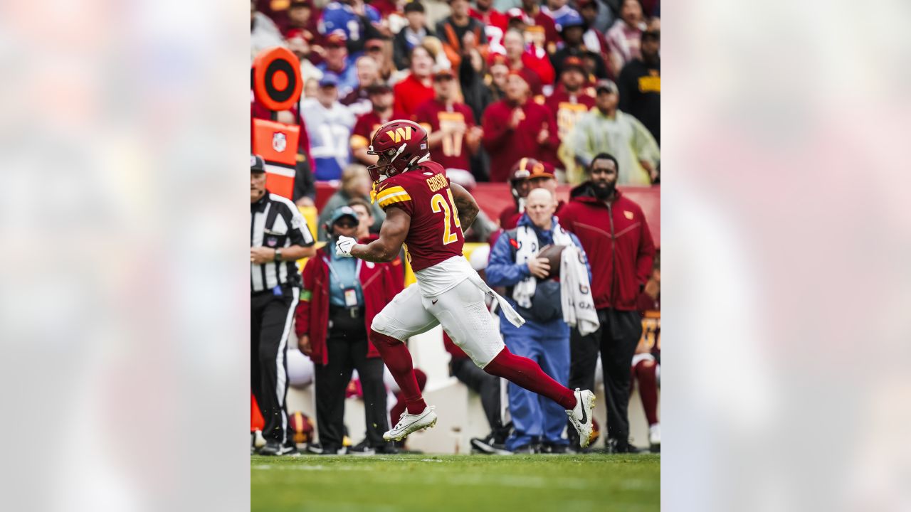 Football Alumnus Andrew Wylie and Kansas City Chiefs Earn Berth in