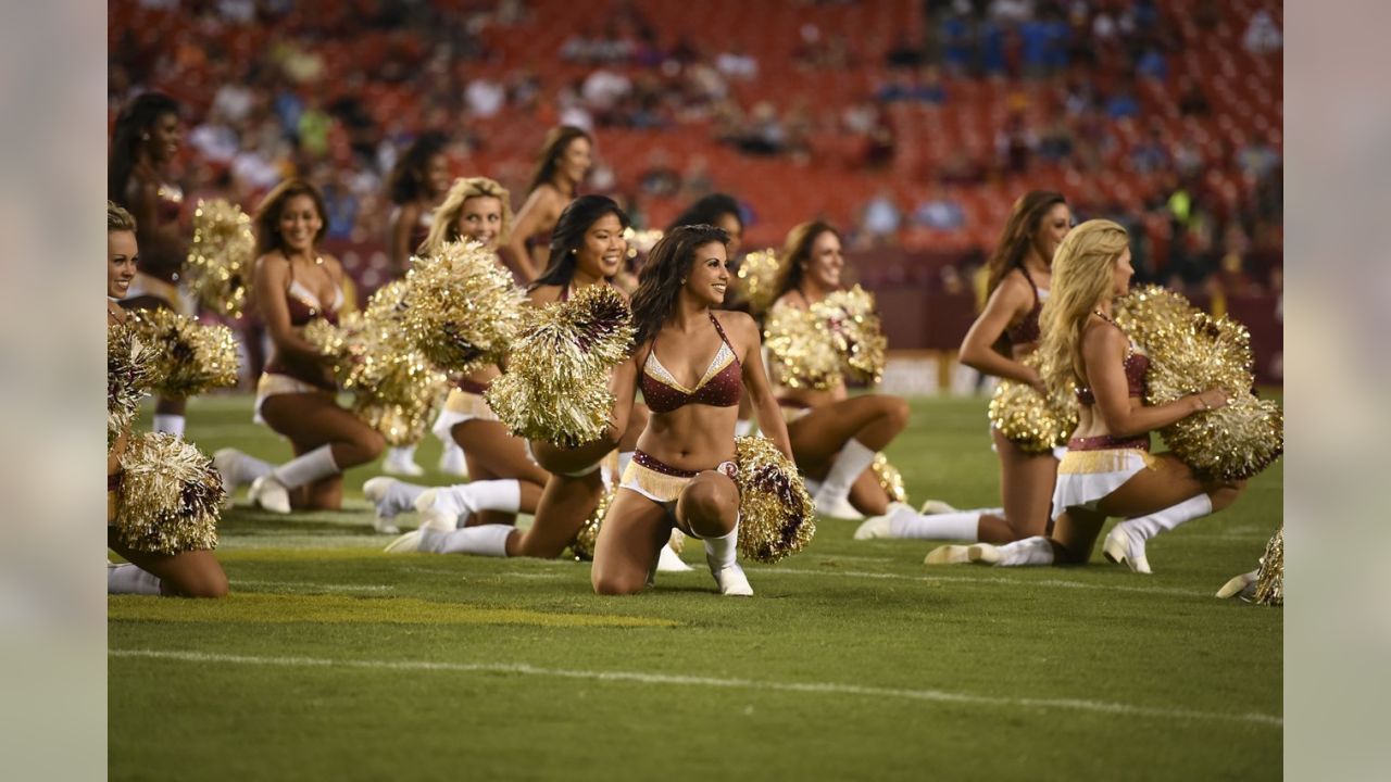 Washington Football Team Cheerleaders speaking out after the program is  paused : r/Commanders