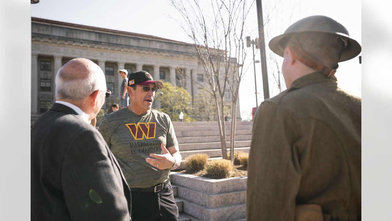 Commanders Head Coach Ron Rivera honored at WWI Memorial for