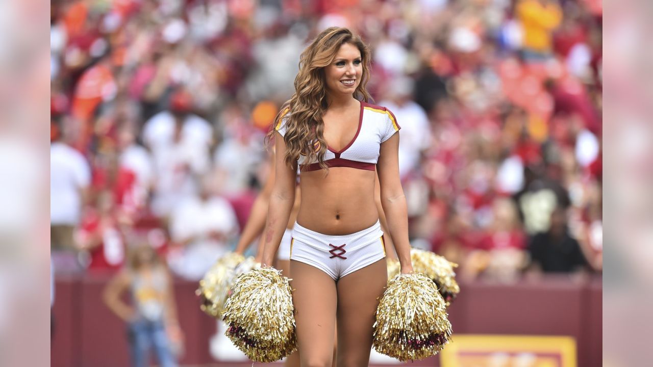 Redskins Cheerleader Jordyn In Uniform