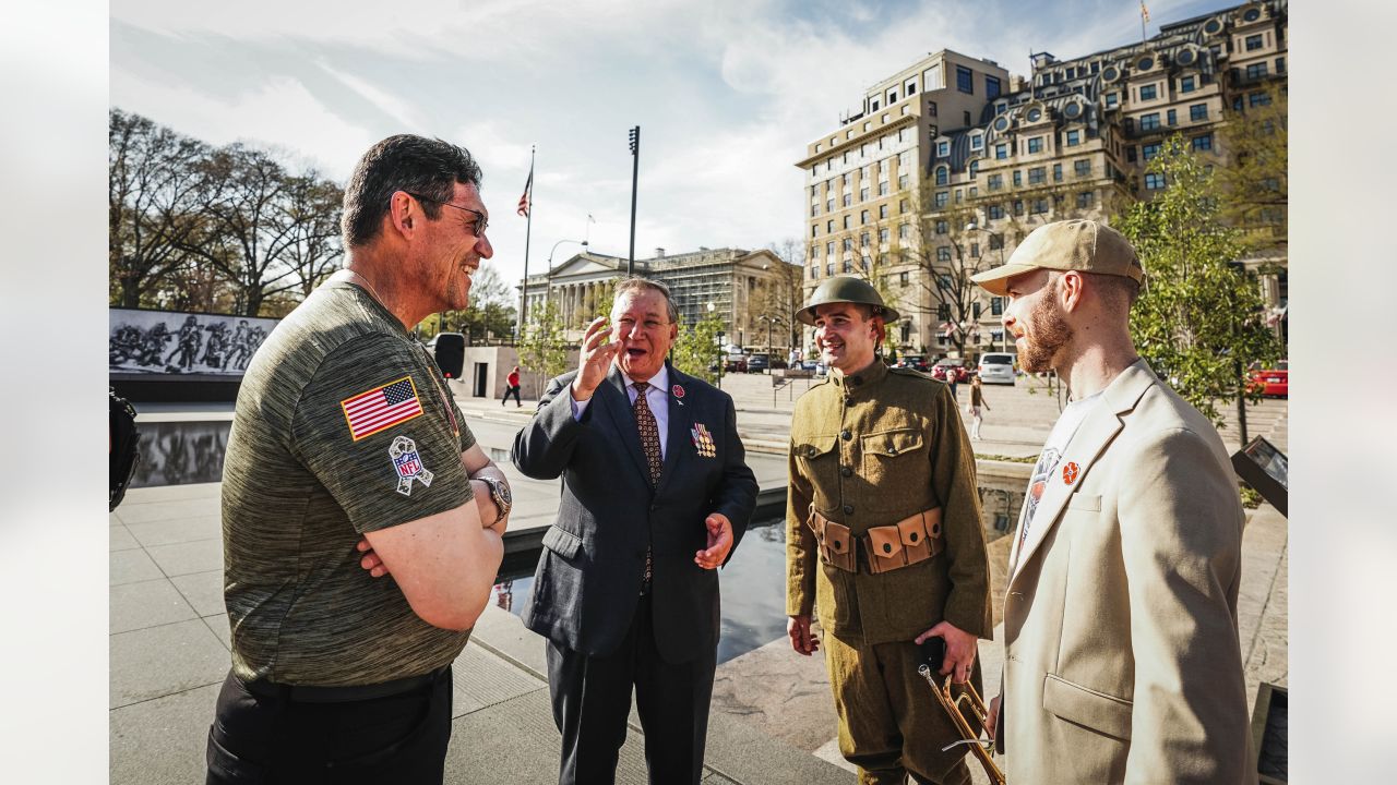 Commanders Head Coach Ron Rivera honored at WWI Memorial for