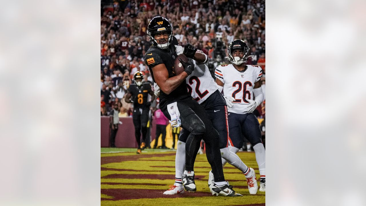 Muffed punt, Robinson TD lift Commanders over Bears 12-7 - WTOP News