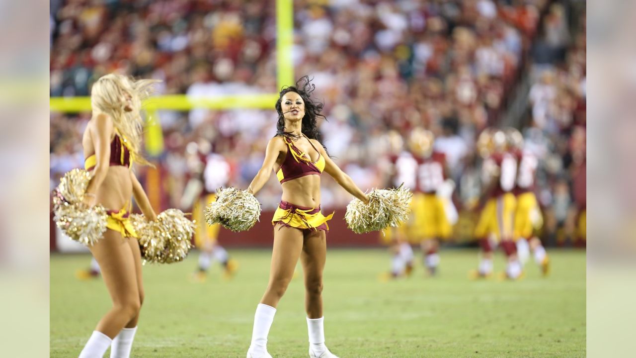 File:Redskins cheerleaders.jpg - Wikipedia