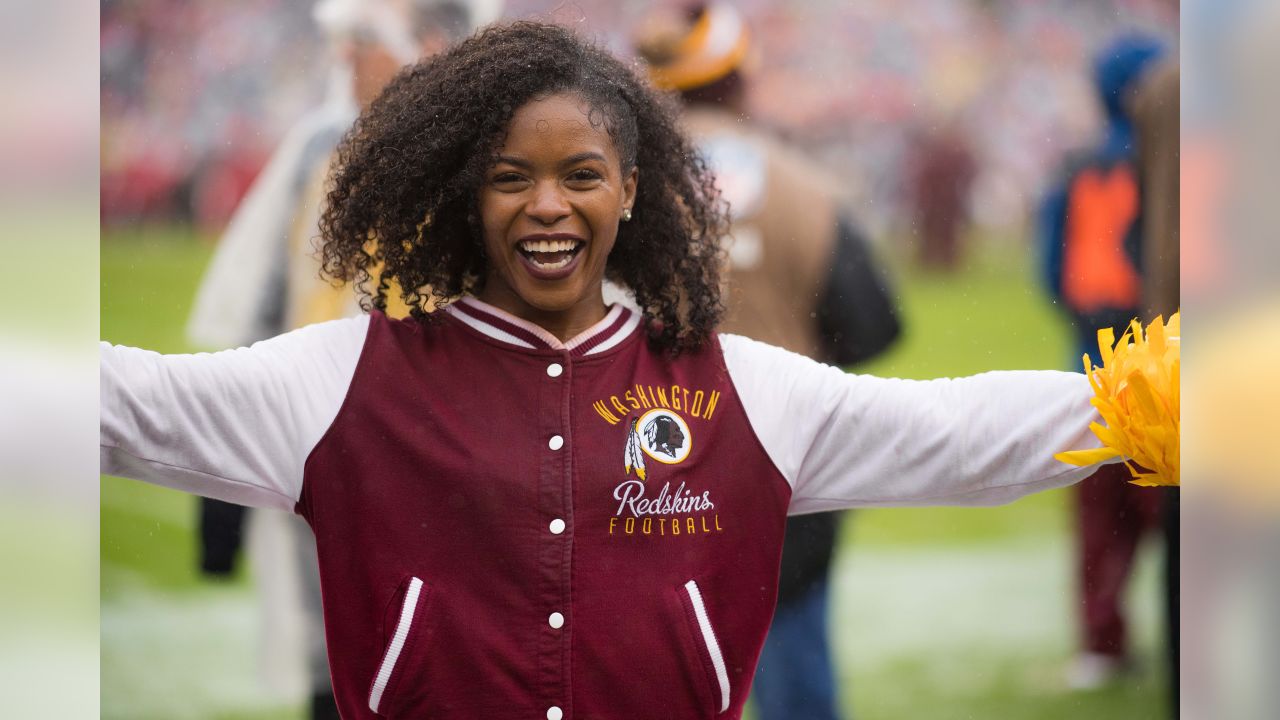 NFL Cheerleaders, Week 7