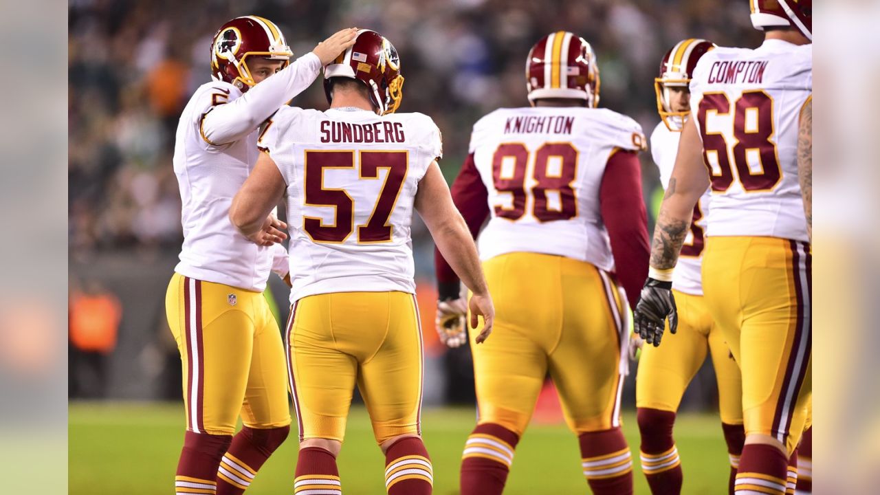 Washington Redskins long snapper Nick Sundberg plays second half against  Saints with broken arm – New York Daily News