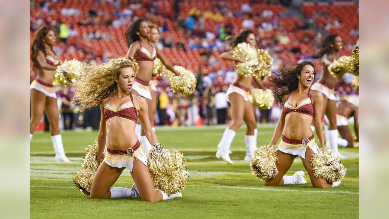 This Former Redskins Cheerleader Performed an Entire Cheer Routine at Her  Wedding - Washingtonian