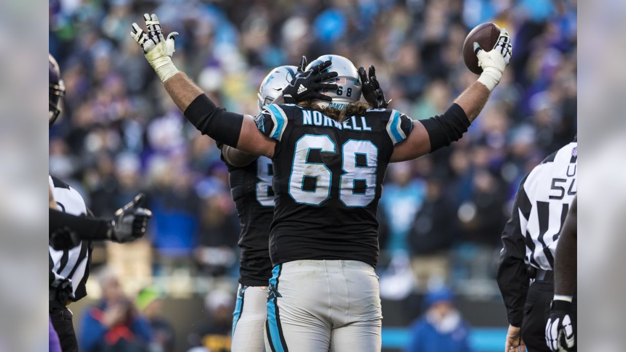 Andrew Norwell, free-agent guard, signs with Washington Commanders