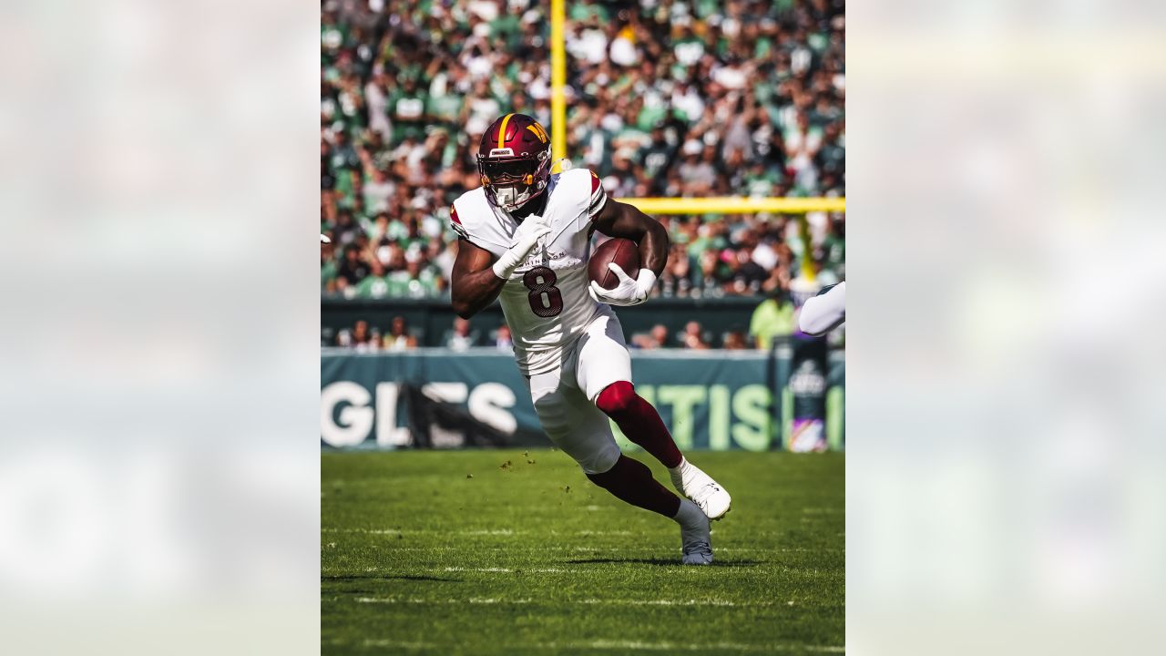 LANDOVER, MD - SEPTEMBER 25: Washington Commanders wide receiver Terry  McLaurin (17) kneels during the game between the Philadelphia Eagles and  the Washington Commanders on September 25, 2022 at Fedex Field in