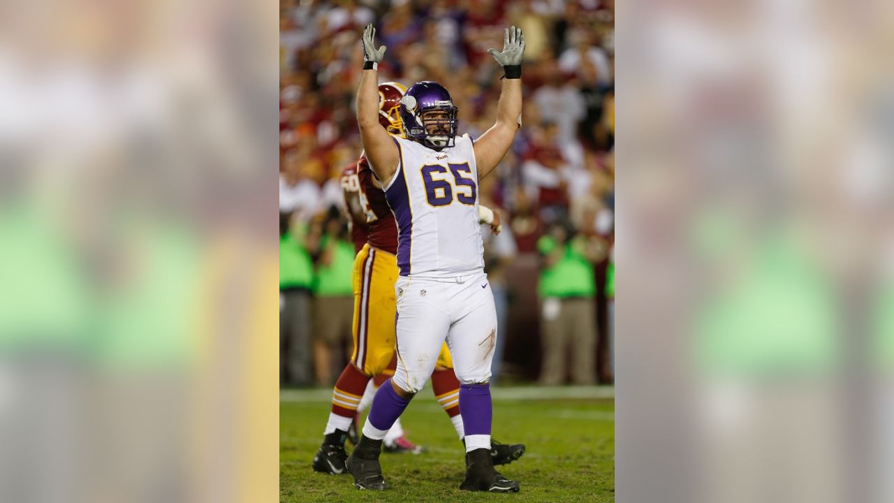 Minnesota Vikings Release Longtime Center John Sullivan