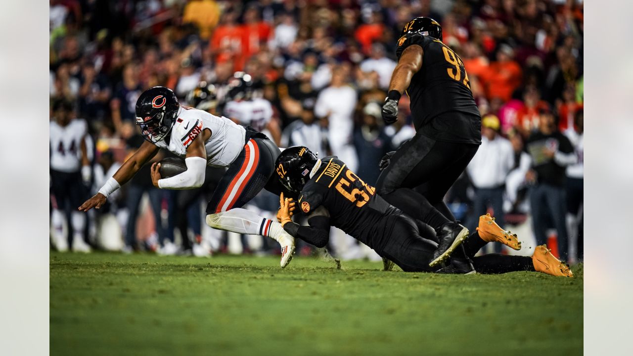 Muffed punt, Robinson TD lift Commanders over Bears 12-7 - WTOP News