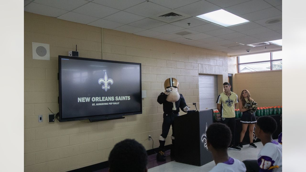 Saints Rally to Beat Panthers 18-10 - The Gazebo Gazette