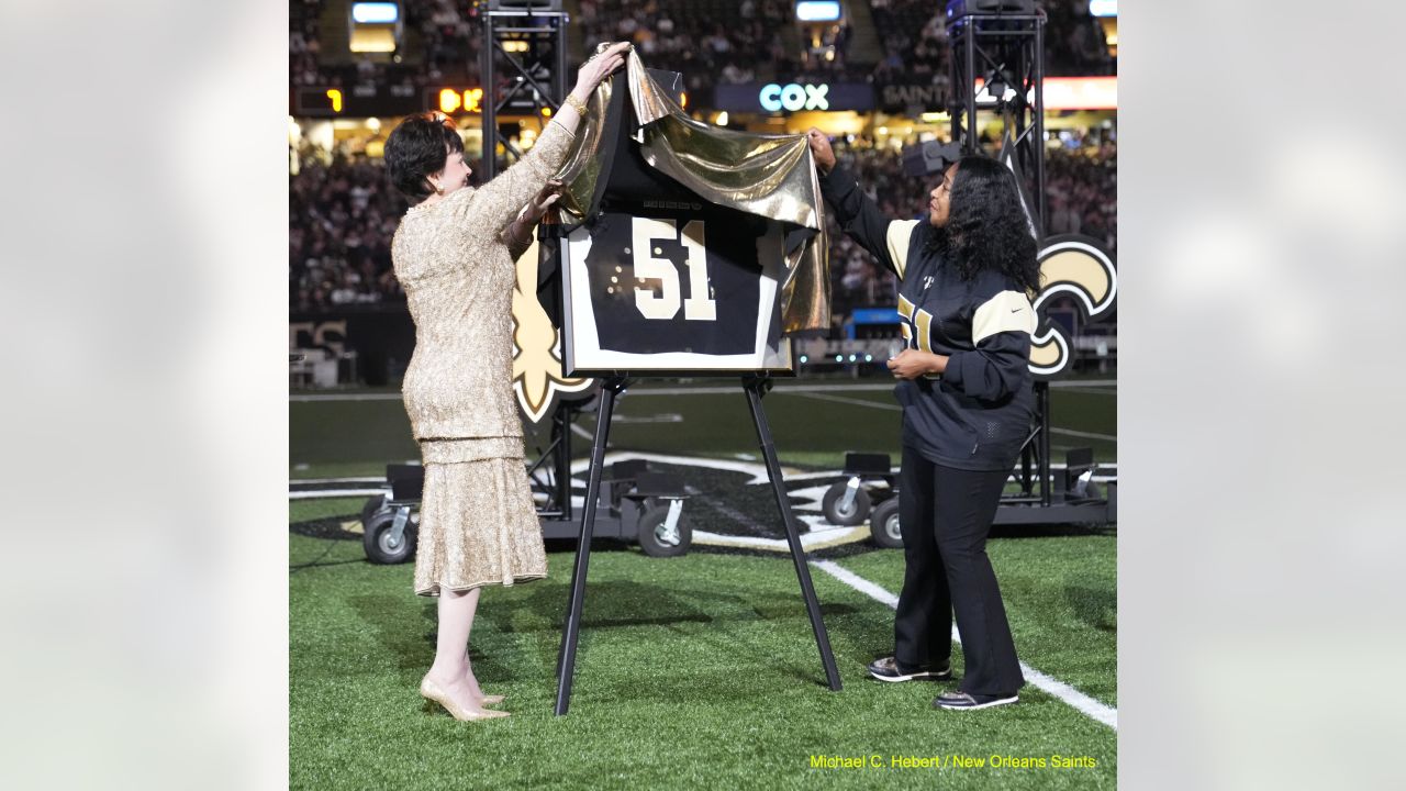 Linebacker Sam Mills to be inducted into New Orleans Saints Ring of Honor