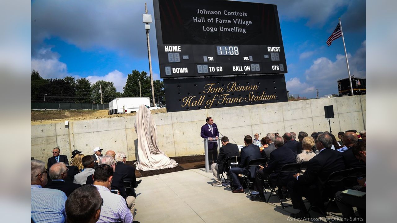 New Orleans Saints - The Saints and the Mercedes-Benz Superdome are  unveiling a newly renovated specialty cocktail tavern themed space in honor  of the team's late owner Tom Benson. The project was