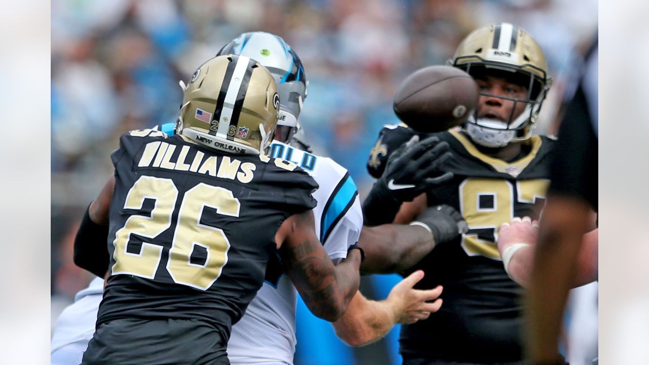 New Orleans Saints move to 2-0 as they nip the Carolina Panthers, 20-17