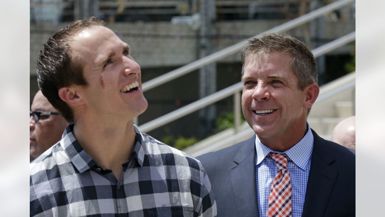 Why Saints coach Sean Payton brought $200,000 in cash to a team