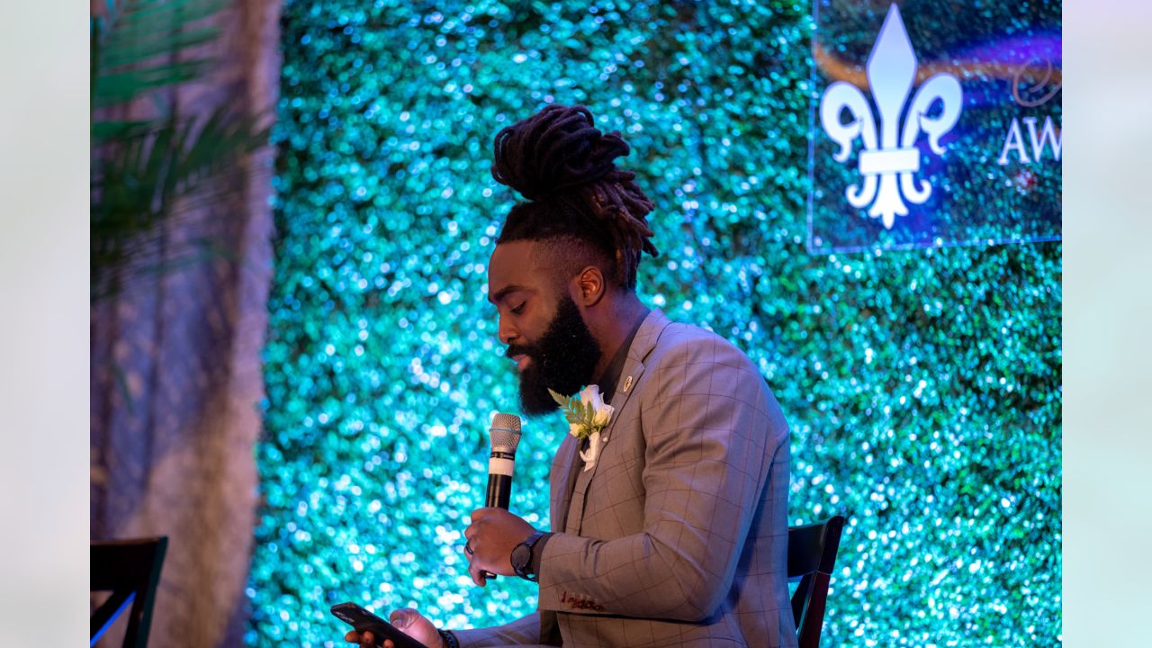 Demario Davis: 2020 Saints Man of the Year and Walter Payton Man of the  Year Nominee - Sports Illustrated New Orleans Saints News, Analysis and More