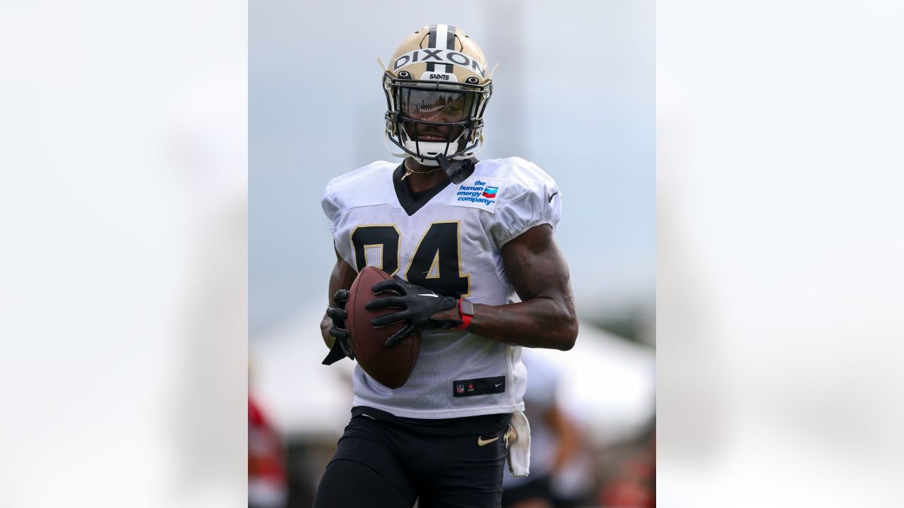 New Orleans Saints guard Lewis Kidd (66) runs through drills at the NFL  team's football training camp in Metairie, La., Wednesday, Aug. 2, 2023.  (AP Photo/Gerald Herbert Stock Photo - Alamy