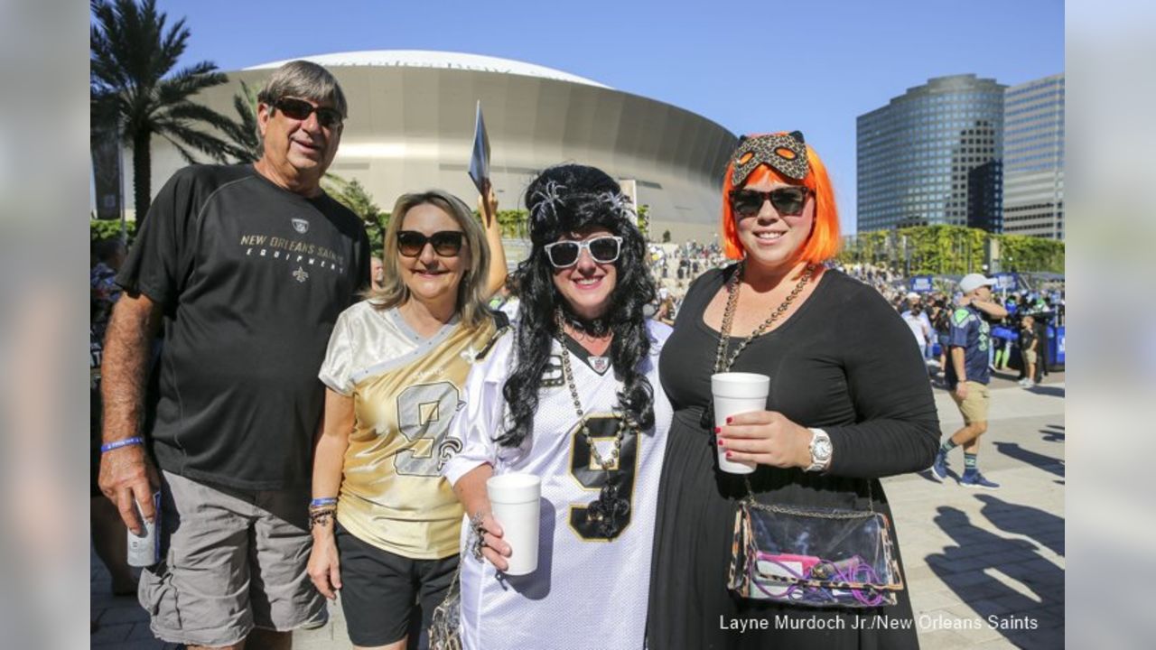 Best of Saints Festive Fan Costumes