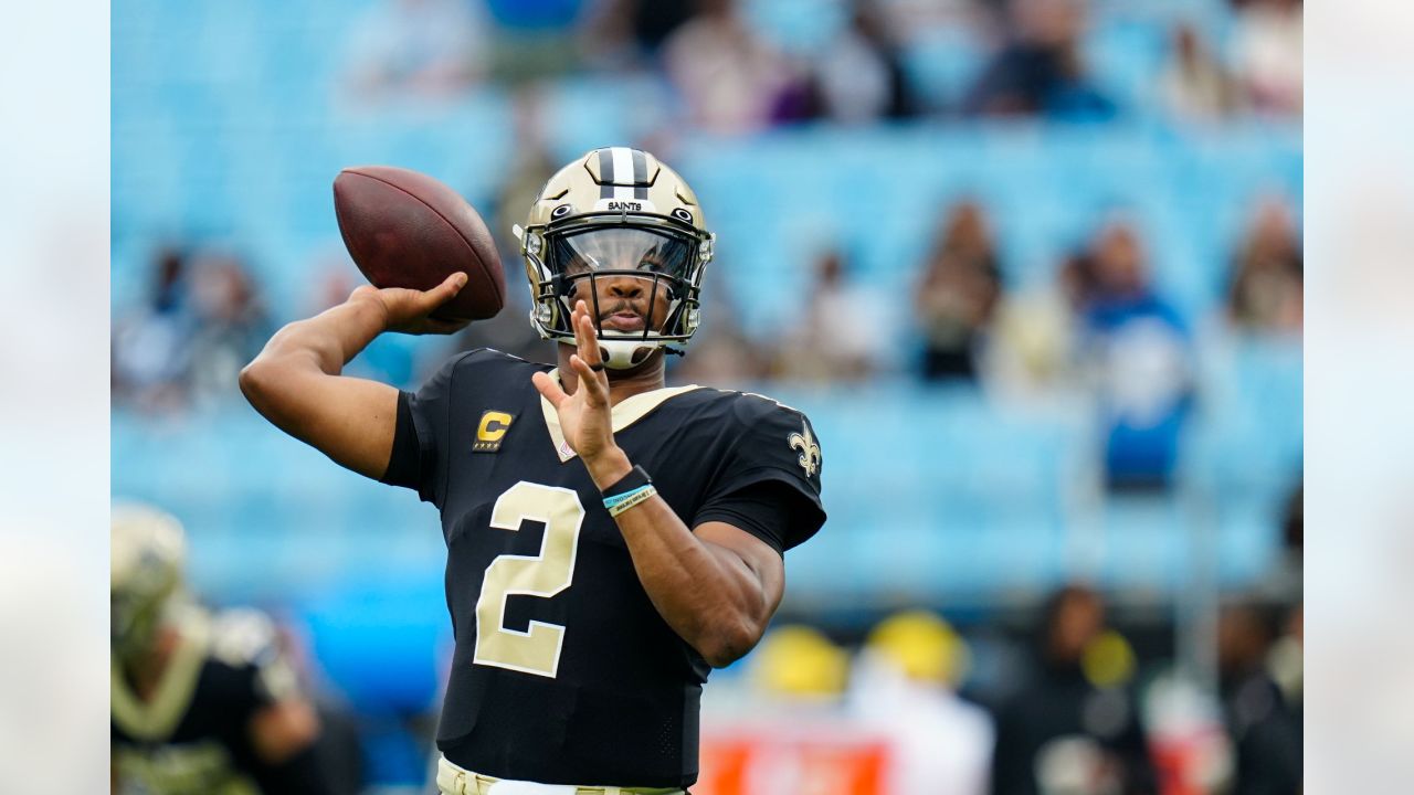 New Orleans Saints' Chris Olave (12) during the second half of an NFL  football game against the the Arizona Cardinals, Thursday, Oct. 20, 2022,  in Glendale, Ariz. (AP Photo/Darryl Webb Stock Photo - Alamy