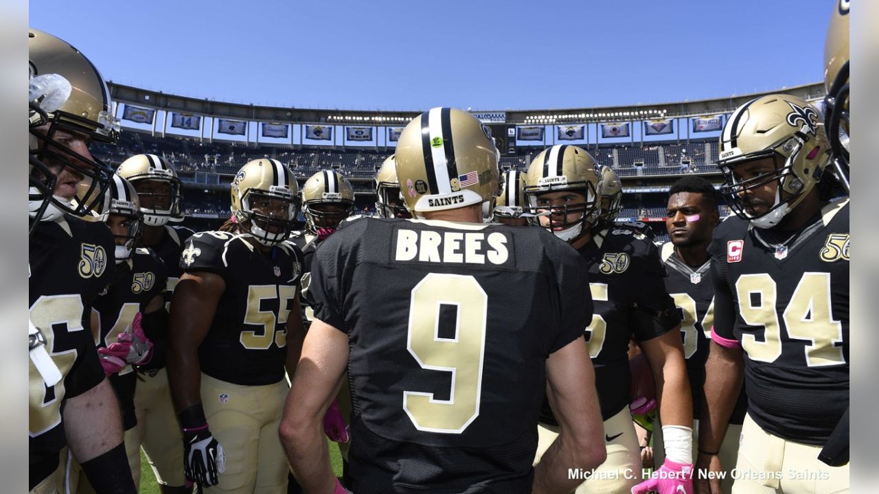 Drew Brees Gives Pregame Speech To Purdue Football [Video]