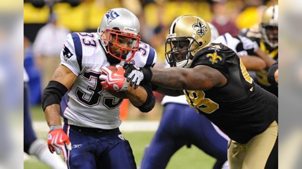 11-30-2009 New England Patriots at New Orleans Saints - Images