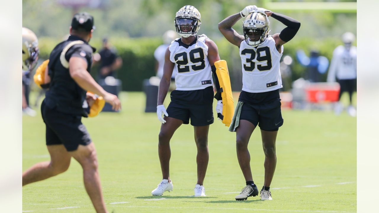 2022 Saints OTAs - New Orleans Saints wide receiver Jarvis Landry brings  the juice to OTAs too