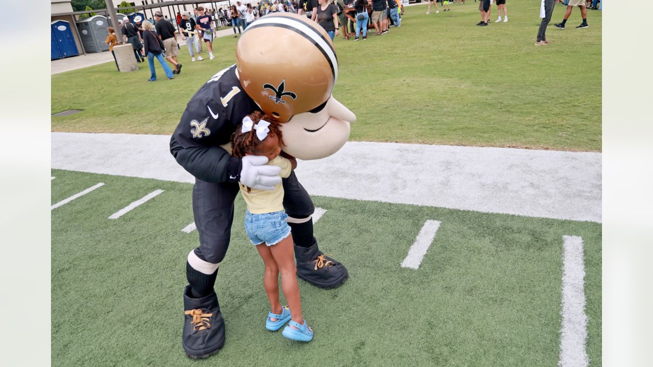 Photos: Fans attend annual Saints Draft Boil