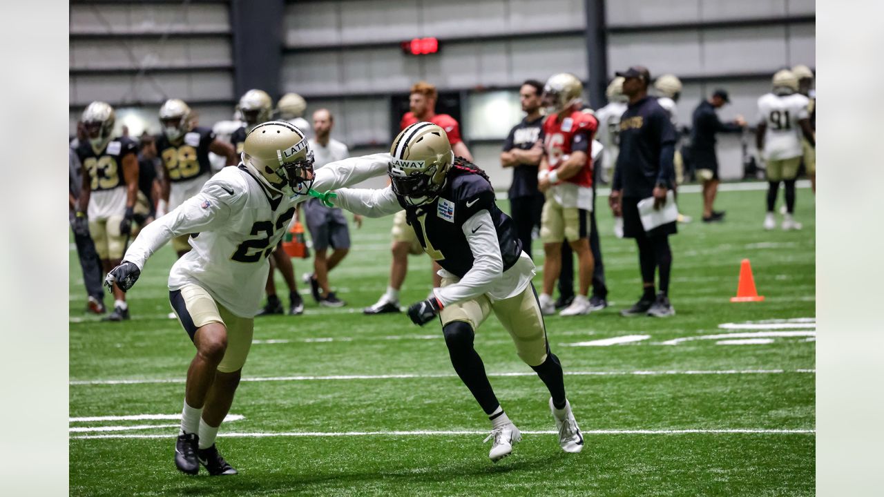 New Orleans Saints defensive tackle Jalen Dalton (77) watches drills during  NFL football training camp in Metairie, Monday, Aug. 2, 2021. (AP  Photo/Derick Hingle Stock Photo - Alamy