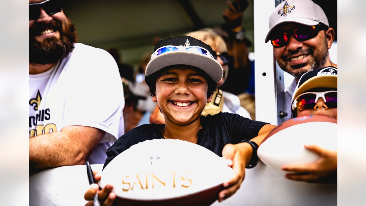 Photos: Fans at 2023 Training Camp