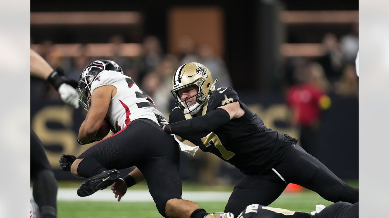 New Orleans Saints tight end Taysom Hill (7) runs during an NFL football  game against the San Francisco 49ers, Sunday, Nov.27, 2022, in Santa Clara,  Calif. (AP Photo/Scot Tucker Stock Photo - Alamy