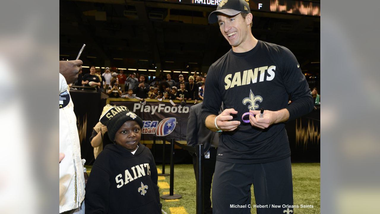 Saints Superfan With Chronic Liver Disease Gets Ultimate 'Who Dat' Surprise  - ABC News