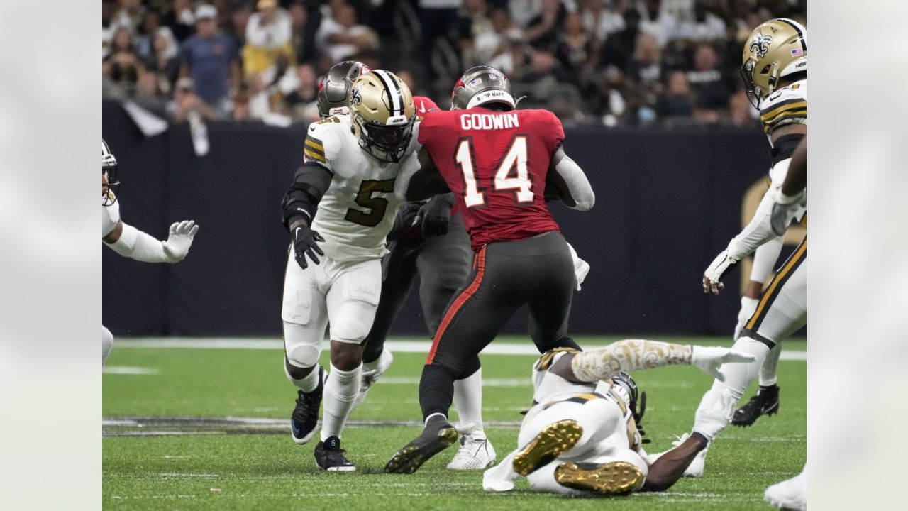 New Orleans Saints LB Kwon Alexander to miss rest of season with torn  Achilles, source says - ESPN