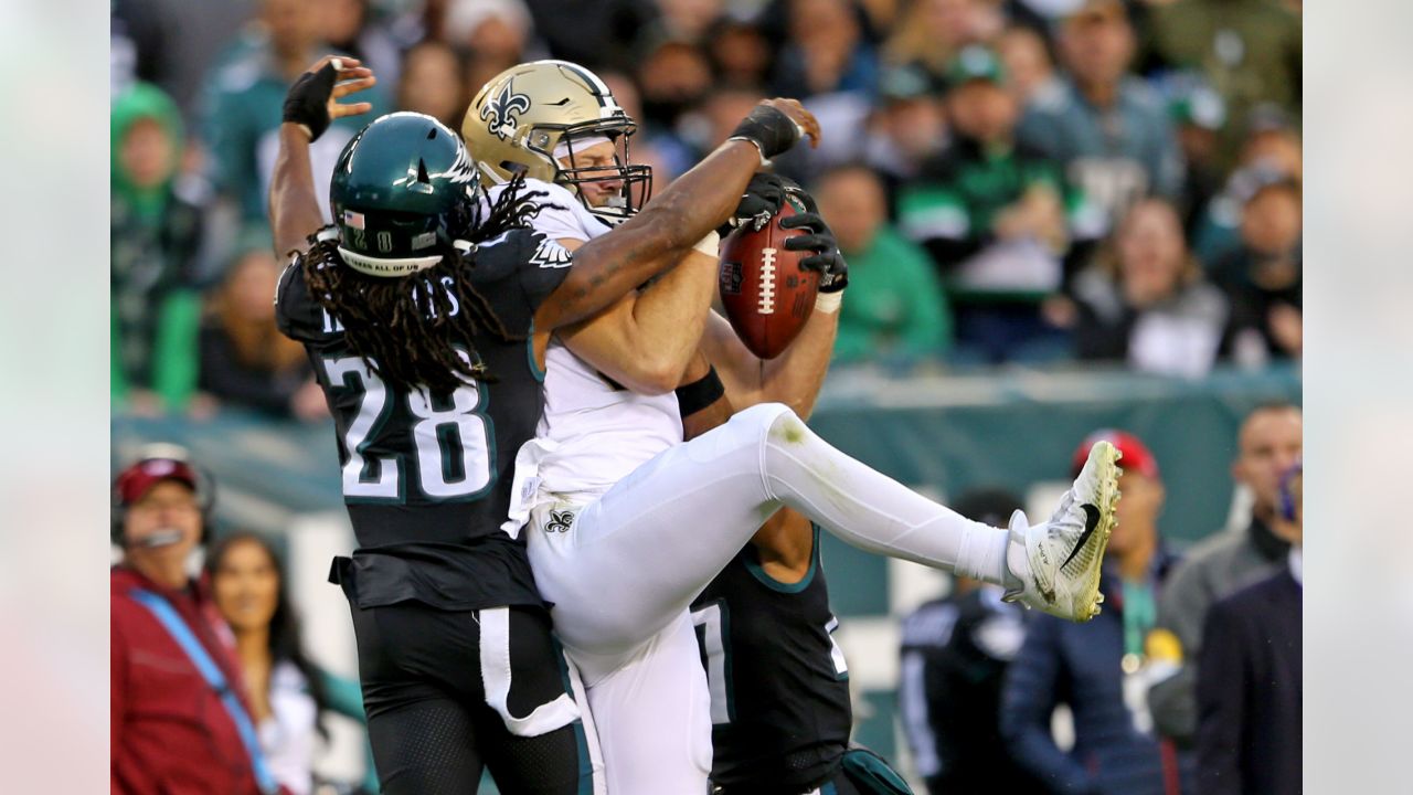 Saints wearing their winningest uniform combo for Week 14 vs. Eagles