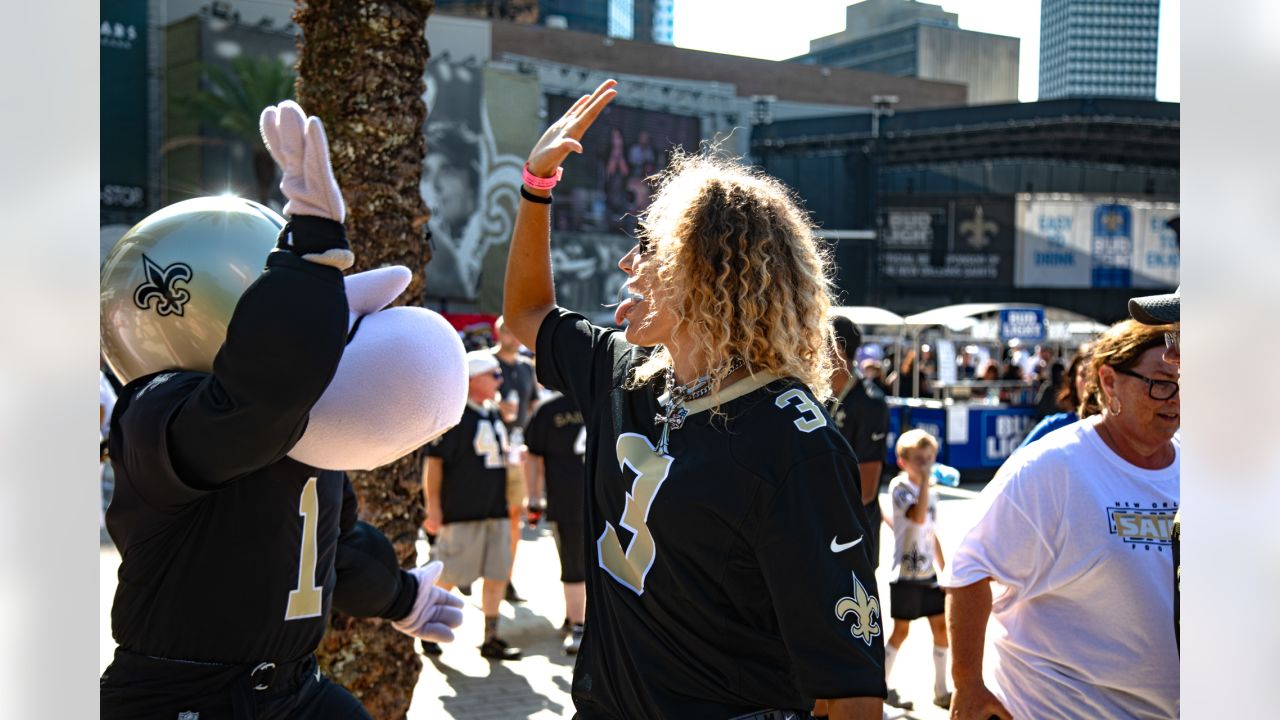 Photos: Champions Square, Saints vs. Buccaneers