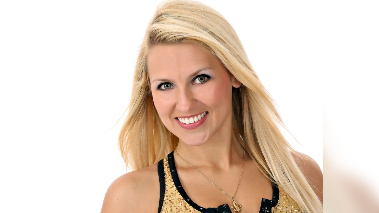 Get to know 2014 New Orleans Saintsation Victoria